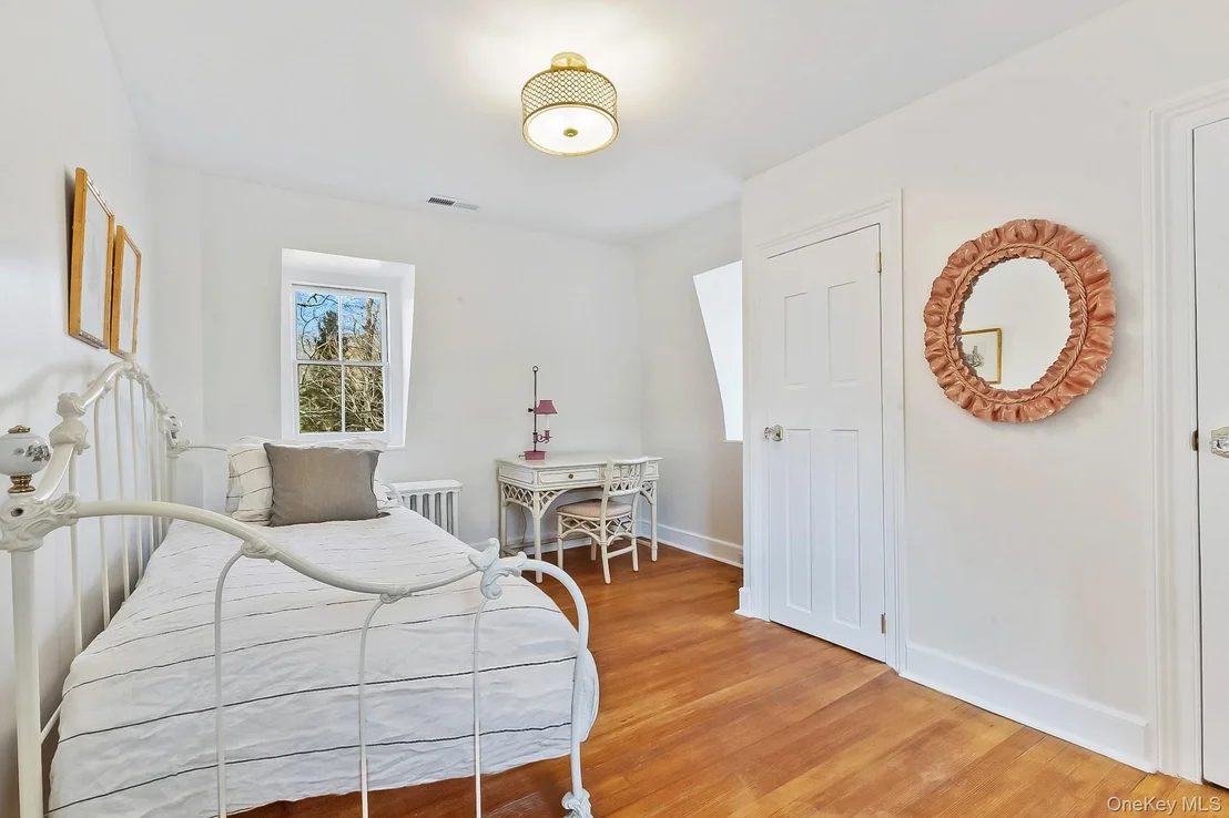 Photo of 162 Cherry Street