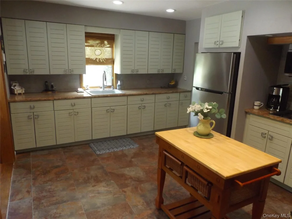 Photo of 30 Daisy Lane