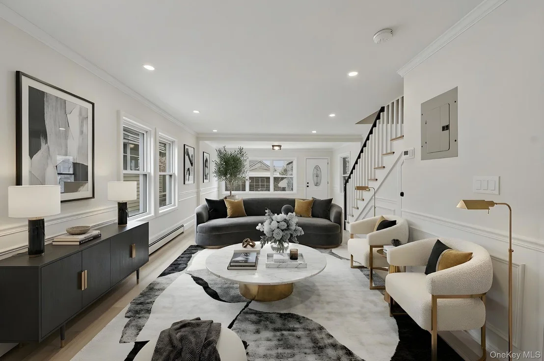 Photo of 424 Thieriot Avenue
