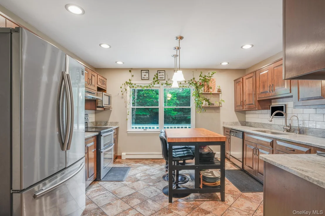 Photo of 388 Cedar Hill Road