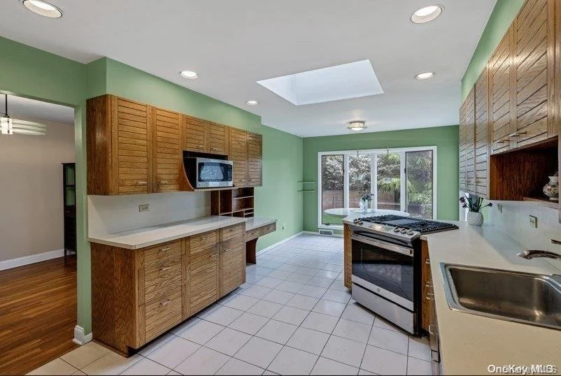 Photo of 10 Herkimer Avenue