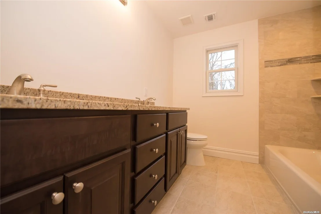 Photo of 48 Selden Boulevard