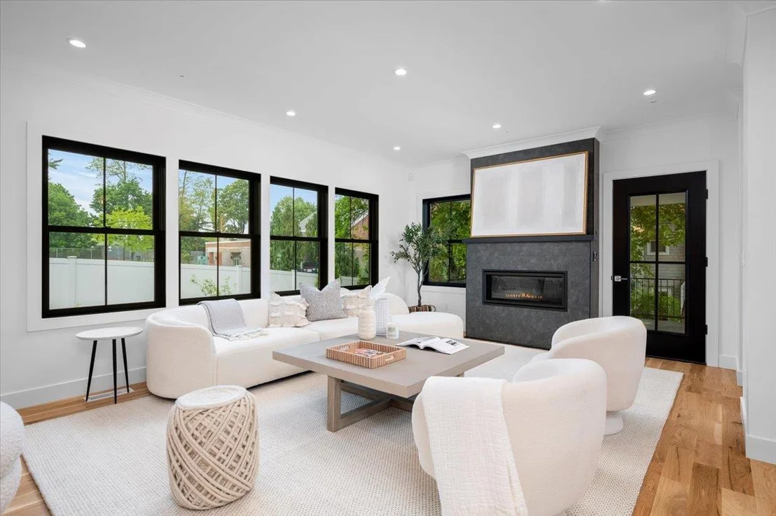 Photo of 12 Fairway Avenue