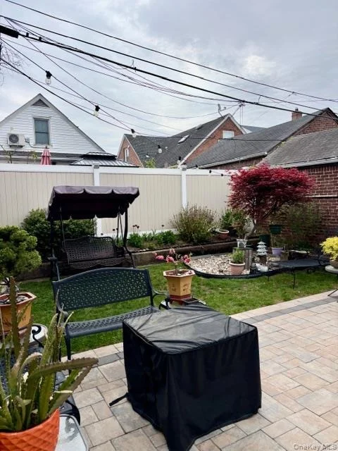 Photo of 75-19 188th Street