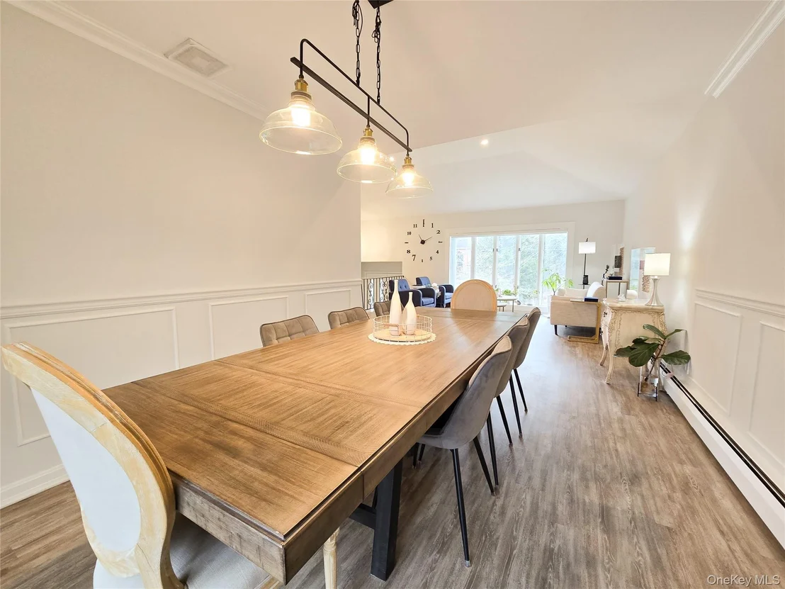 Photo of 112 Crescent Drive
