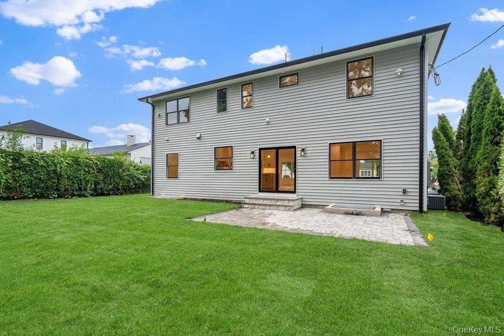 Photo of 93 Morton Boulevard