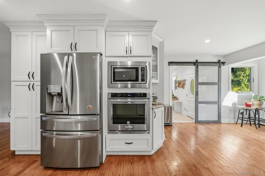 Photo of 12 Whitefield Avenue