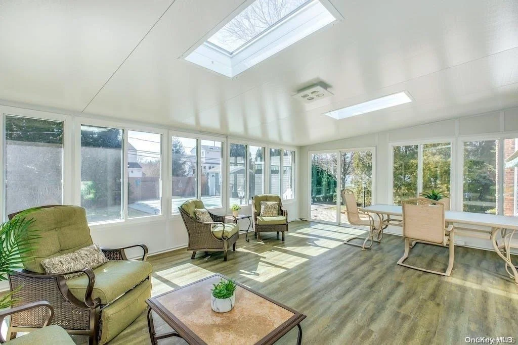 Photo of 8 Wesleyan Road