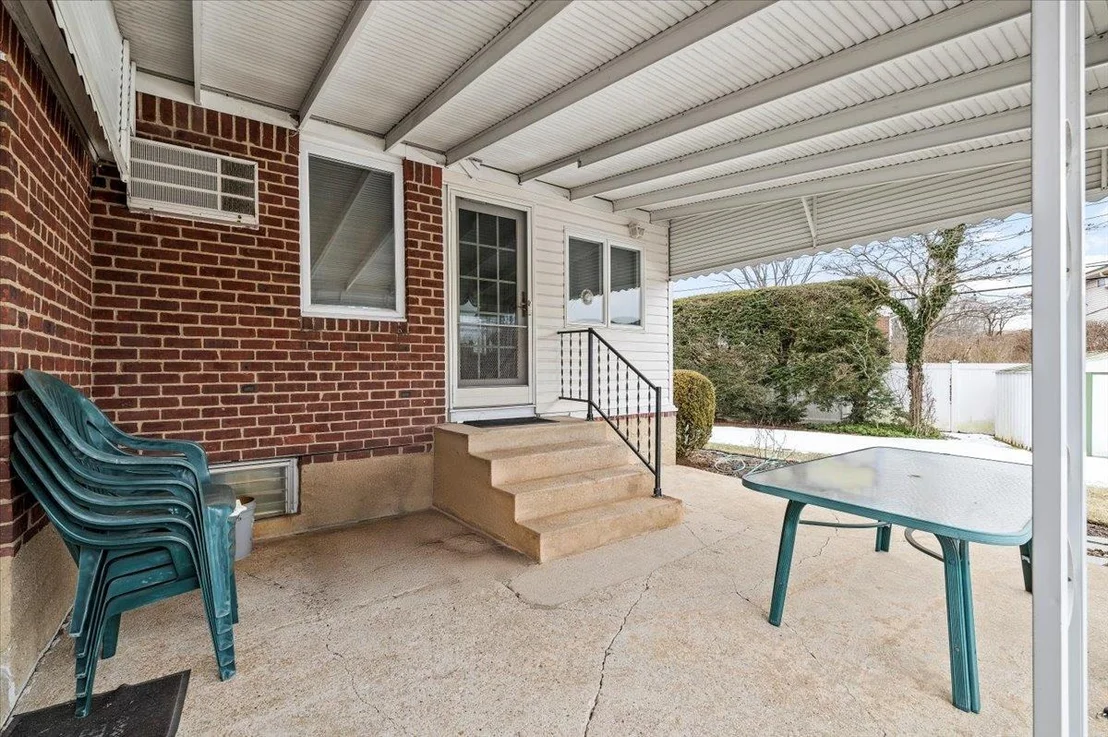Photo of 8 Sharon Court