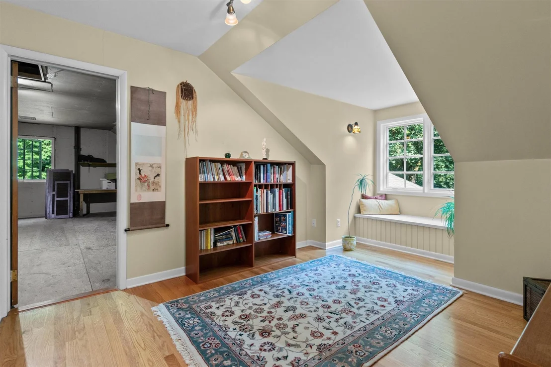 Photo of 150 Kingwood Park