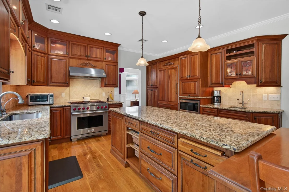 Photo of 8 Twin Spring Lane