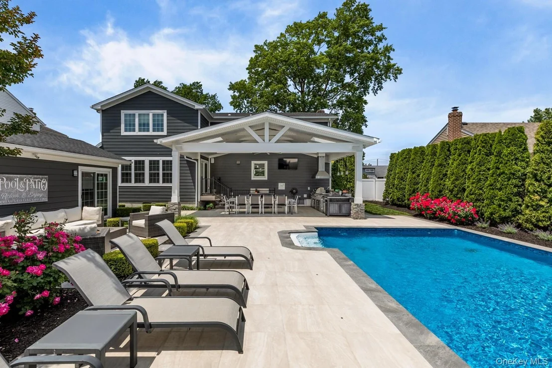 Photo of 565 Kell Place