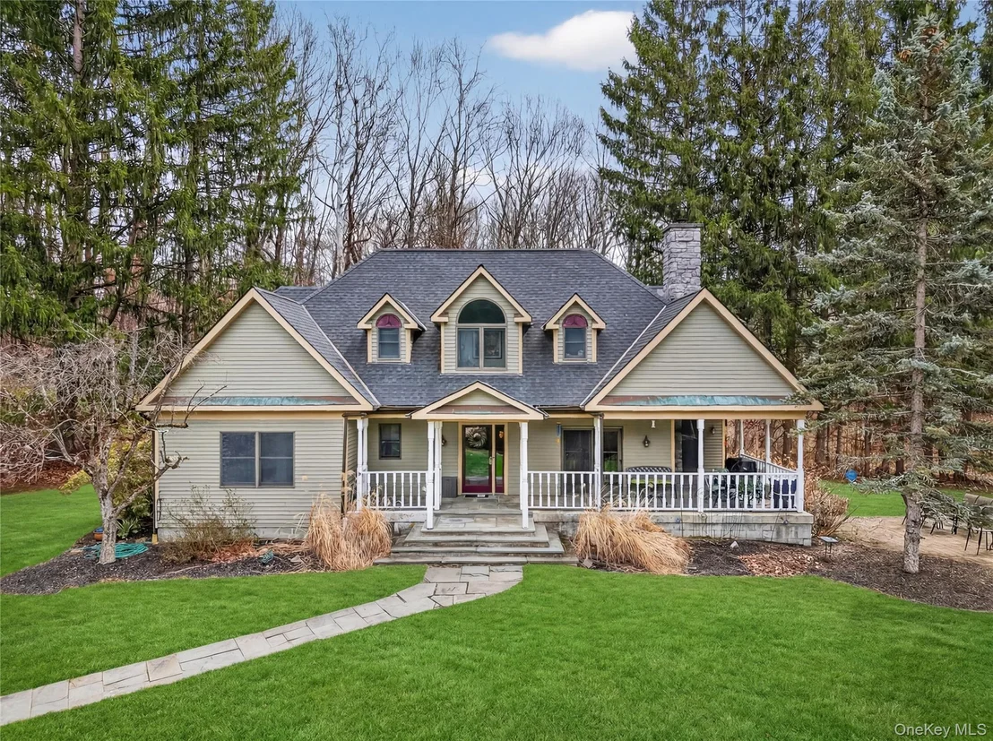 Photo of 256 Overlook Road
