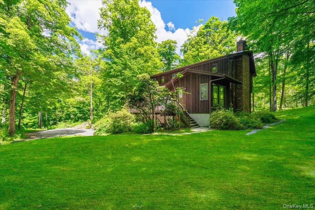 Photo of 111 Philipse Brook Road