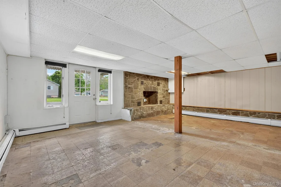 Photo of 17 Holt Road