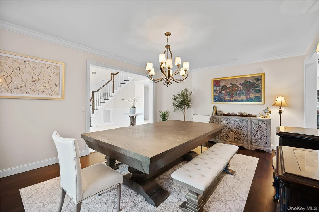Photo of 65 W Bayberry Road