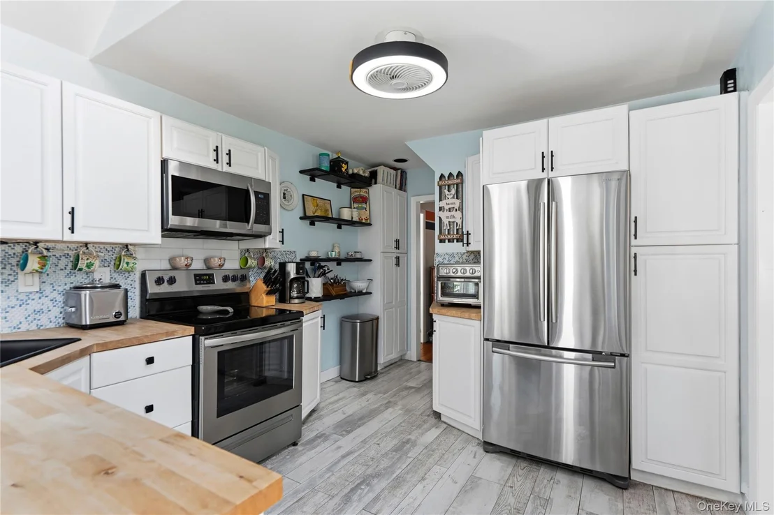 Photo of 19 Westbridge Drive