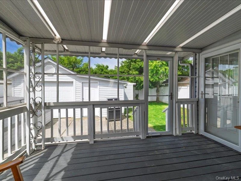 Photo of 2864 Saint Johns Road