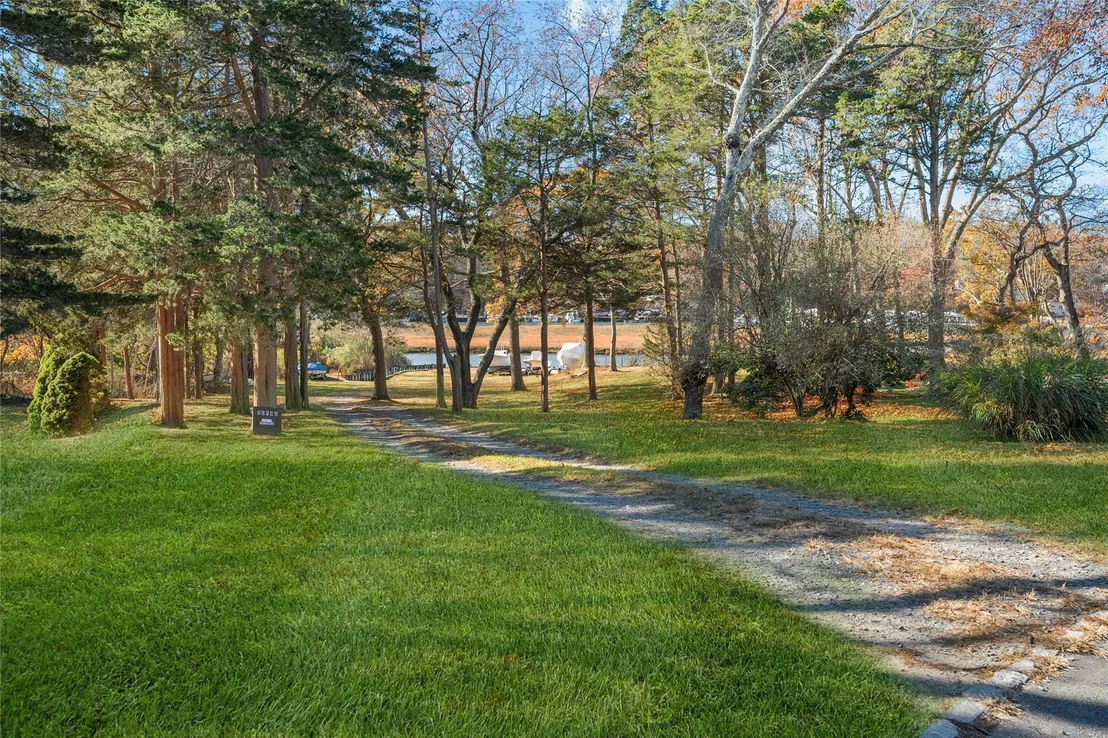 Photo of 730 Sebastians Cove