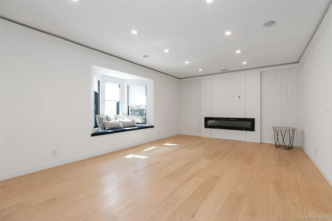 Photo of 1 Bentley Road