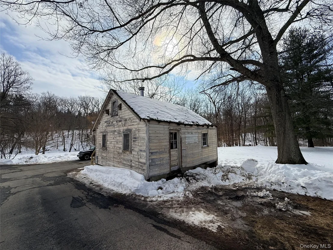 Photo of 444 Hoagerburgh Road