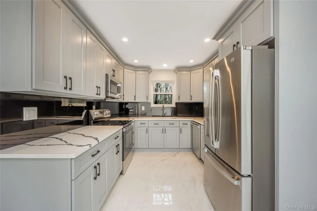Photo of 24 Buckskin Lane