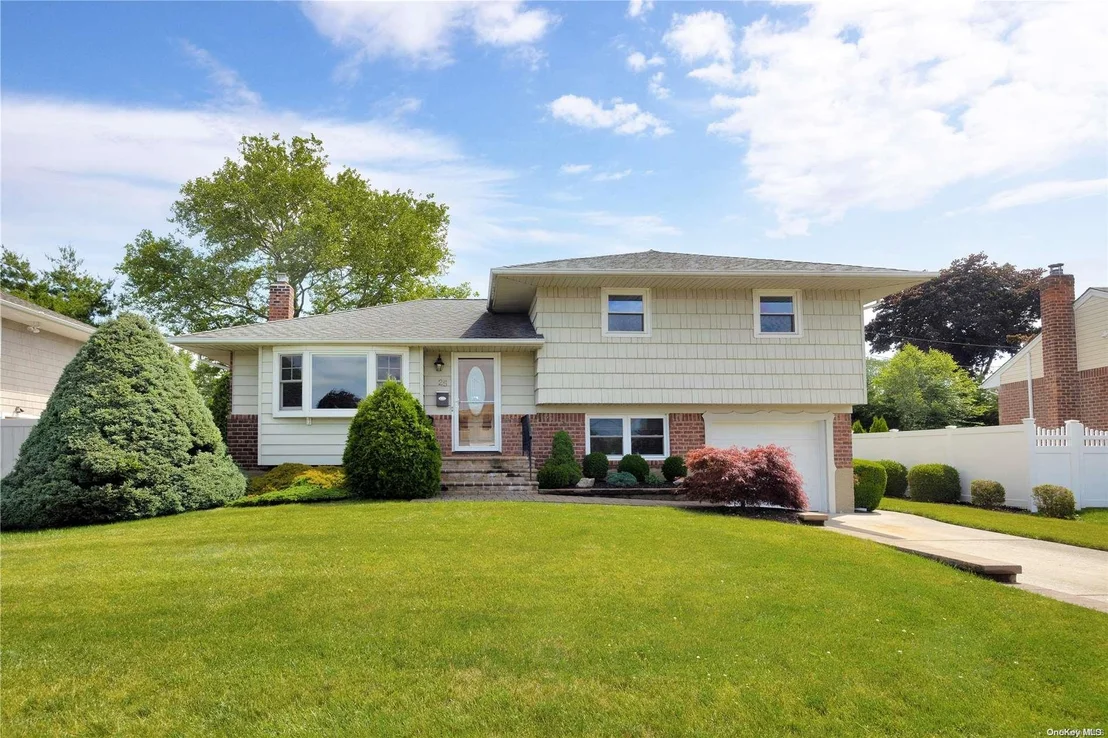 Photo of 25 Redwood Drive