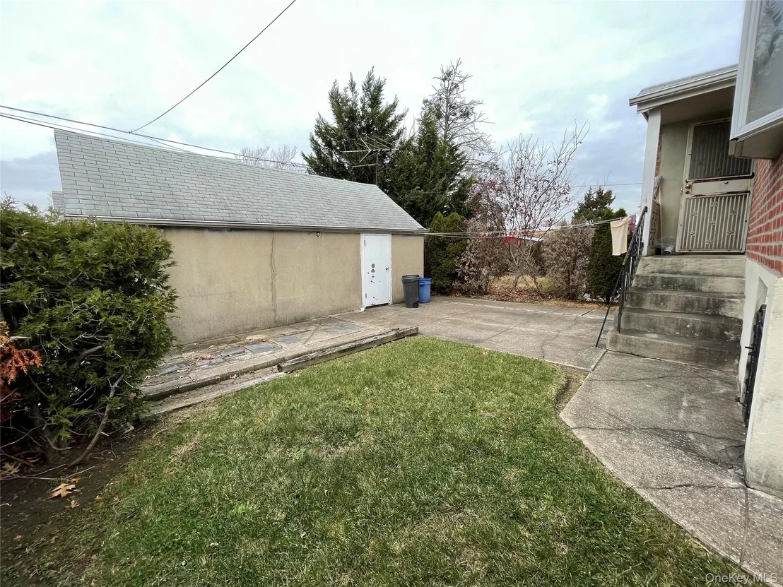 Photo of 6152 149th Street