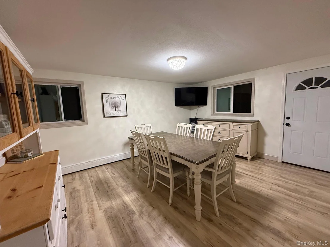 Photo of 65 Biscayne Drive