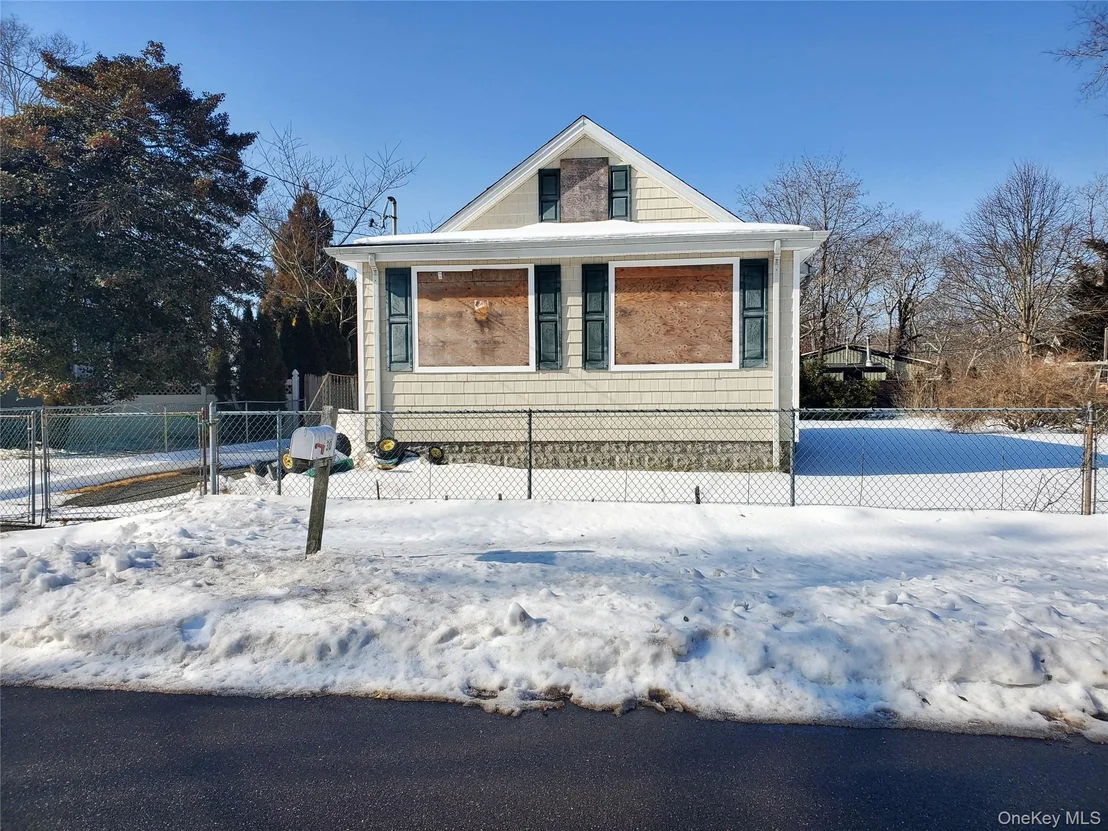 Photo of 30 Franklin Avenue