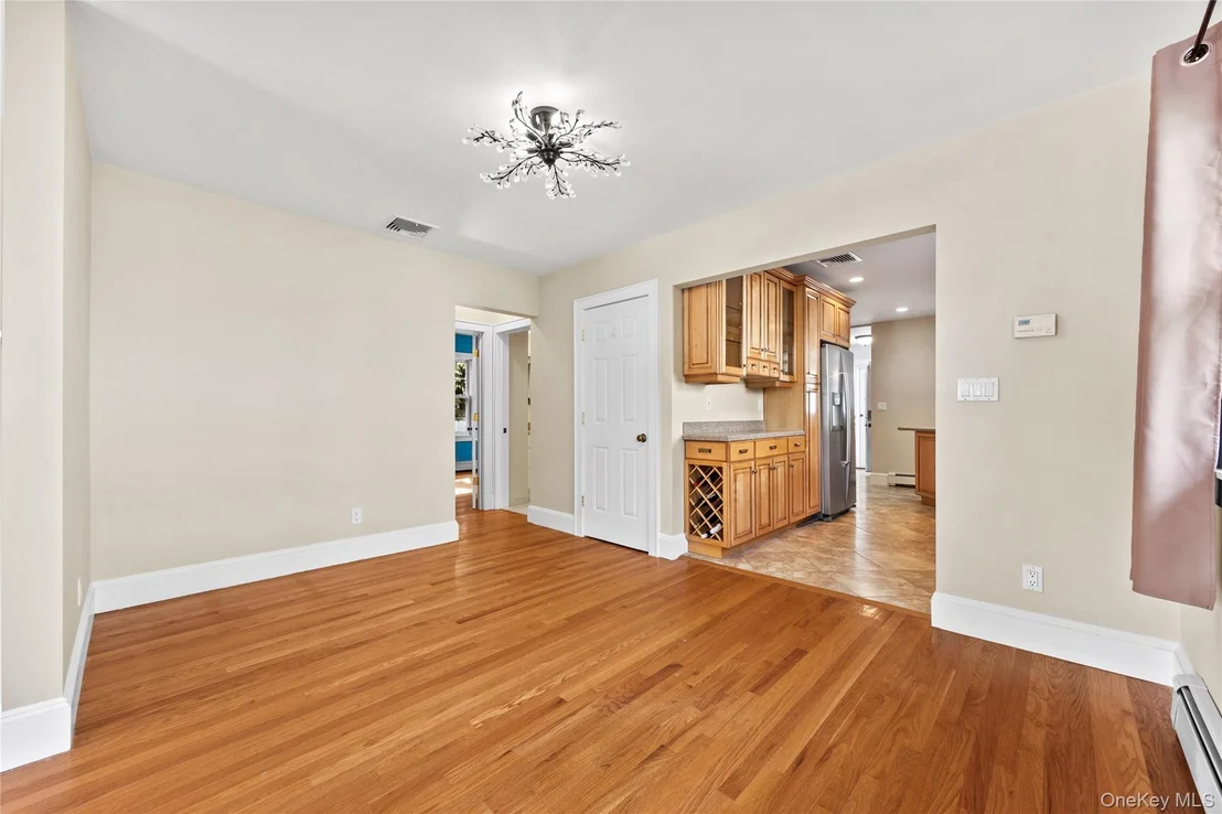 Photo of 15 Pershing Avenue