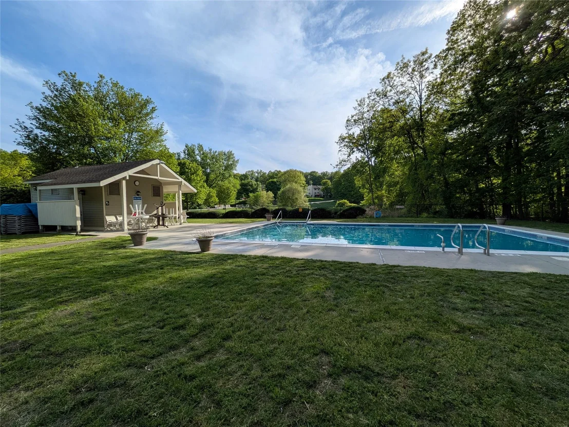 Photo of 4 Krystal Drive