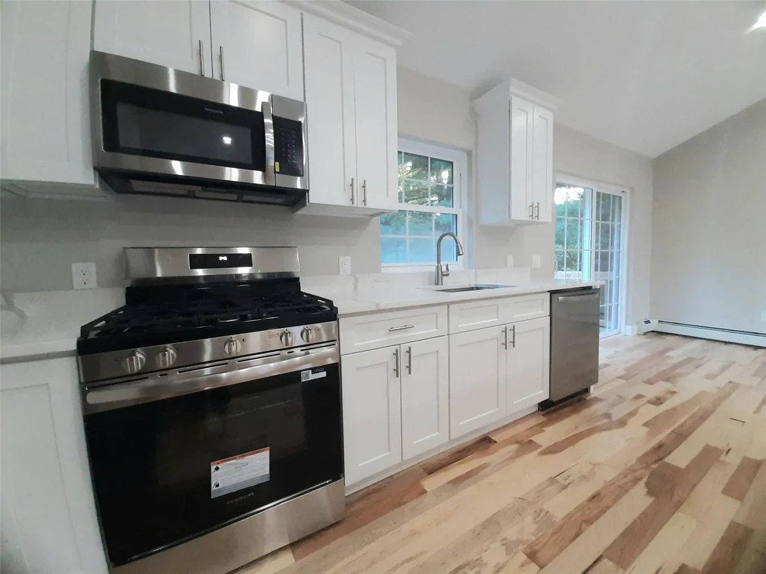 Photo of 8 Jonathan Drive