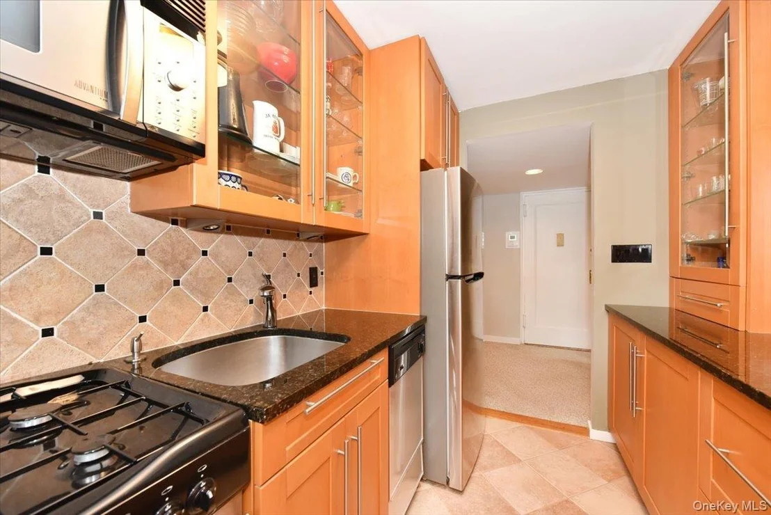 Photo of Unit 3F at 1 TERRACE Circle