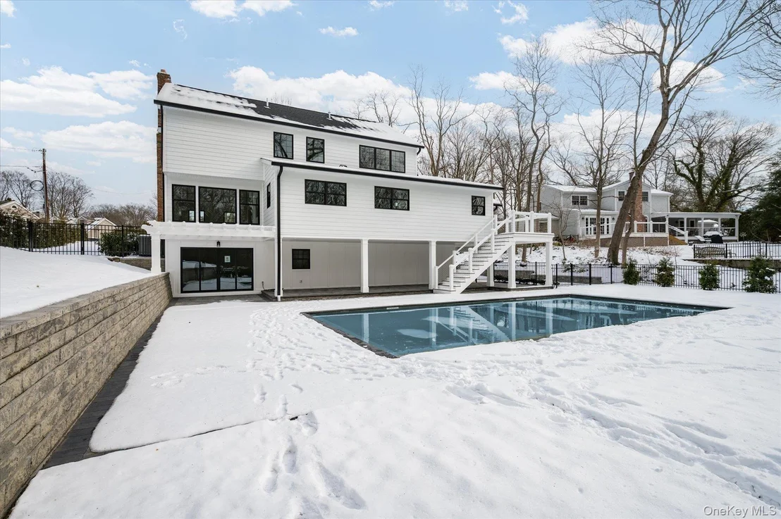 Photo of 20 Fox Hunt Lane