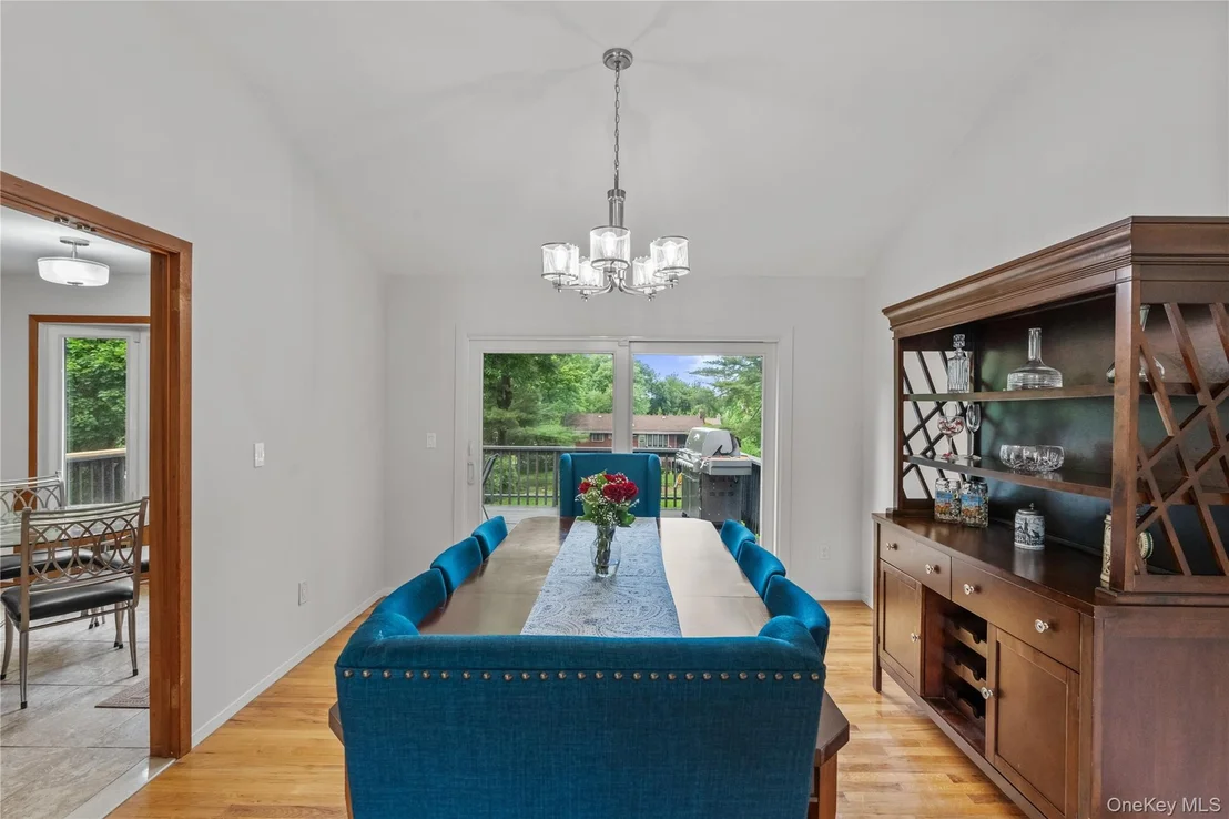 Photo of 224 Willow Drive