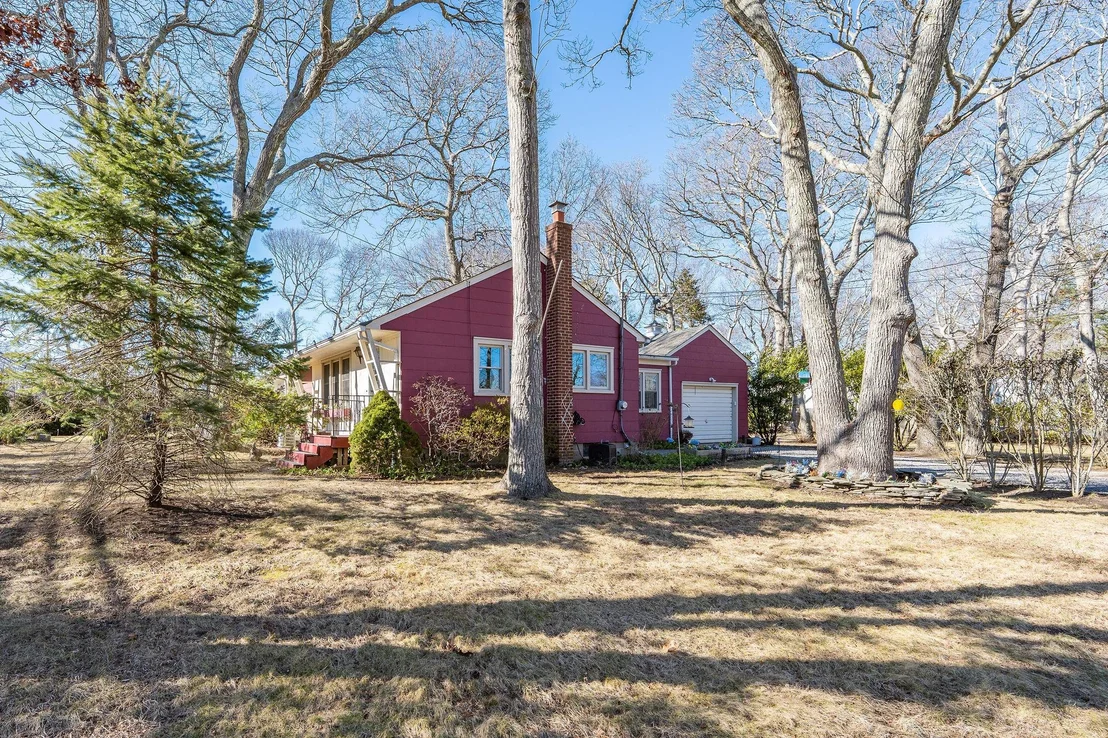 Photo of 45 Smith Drive N