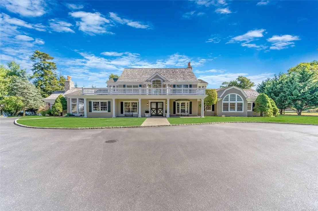 Photo of 300 Maple Street