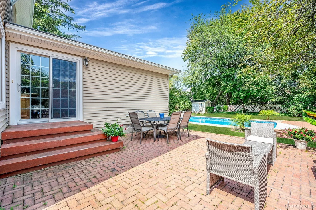 Photo of 122 Southern Parkway