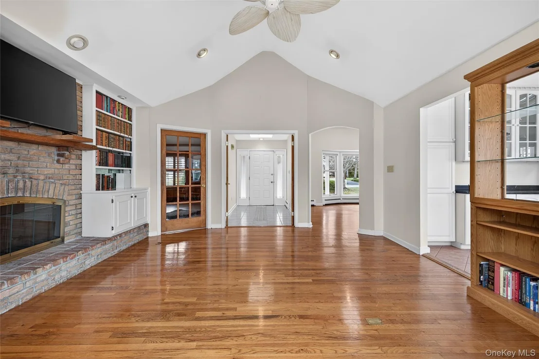 Photo of 20 Oak Lane