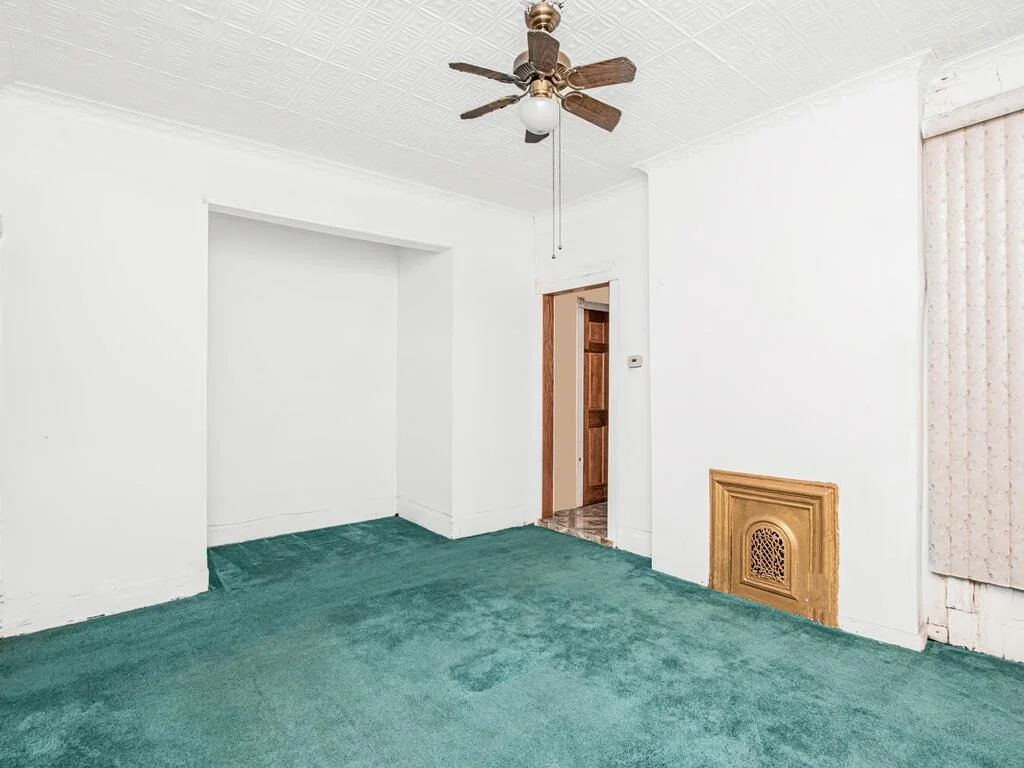 Photo of 4449 Park Avenue