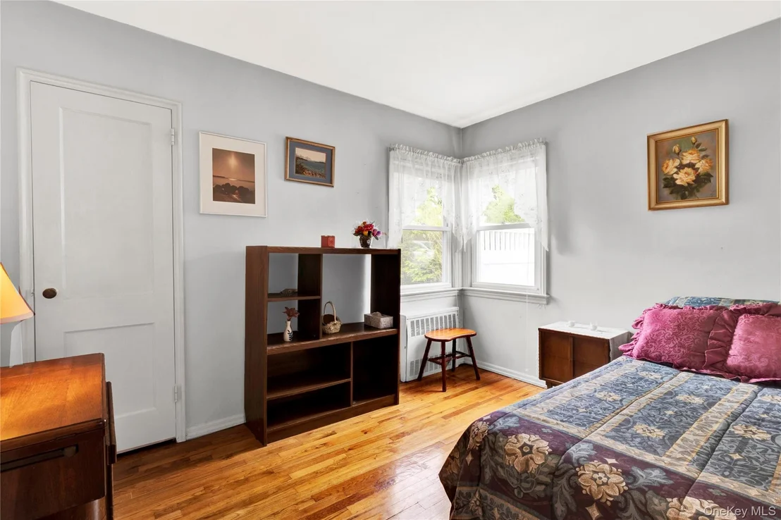 Photo of 152 Foster Boulevard