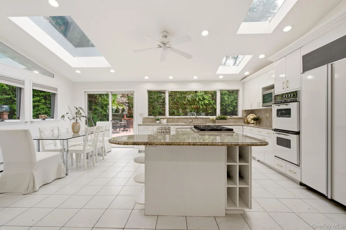 Photo of 74 Rockland Drive