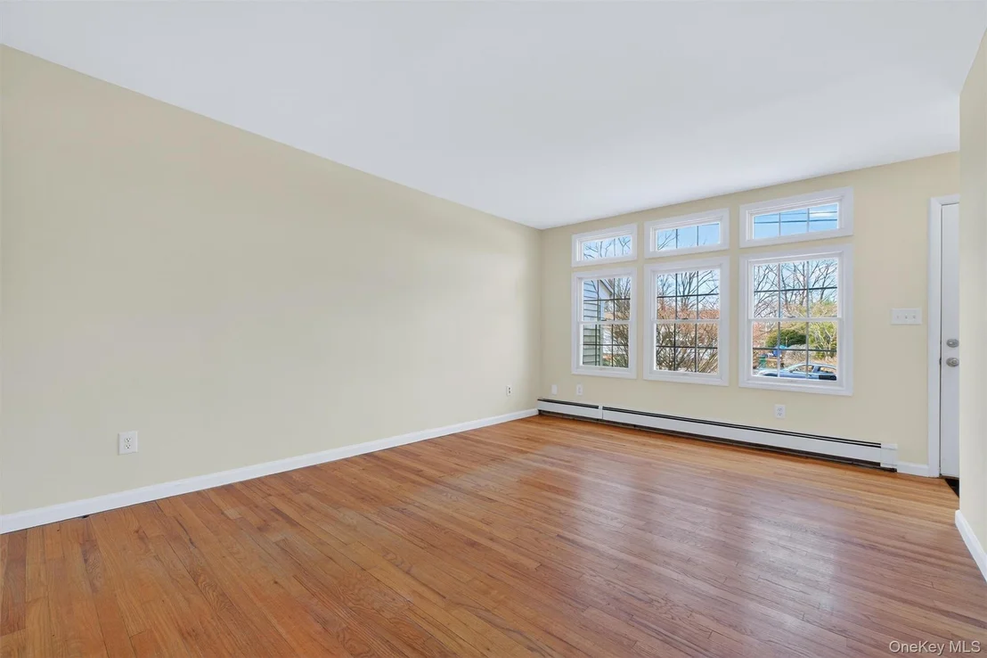 Photo of 19 Cayuga Drive