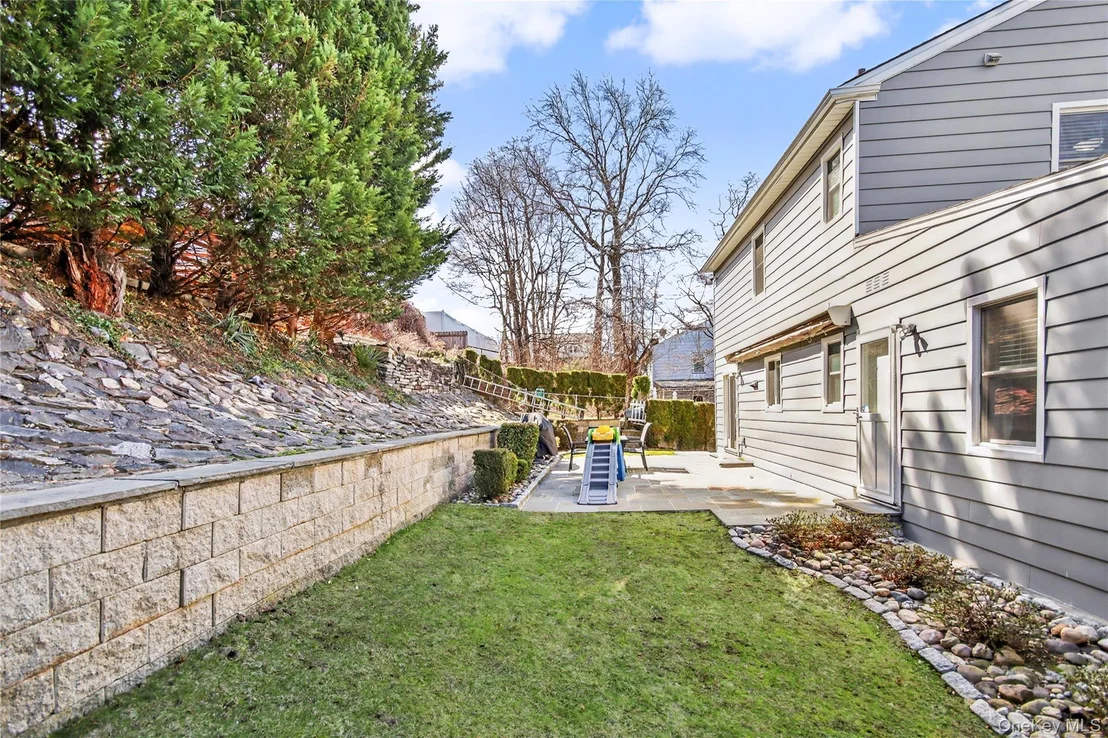 Photo of 14 Emerald Place