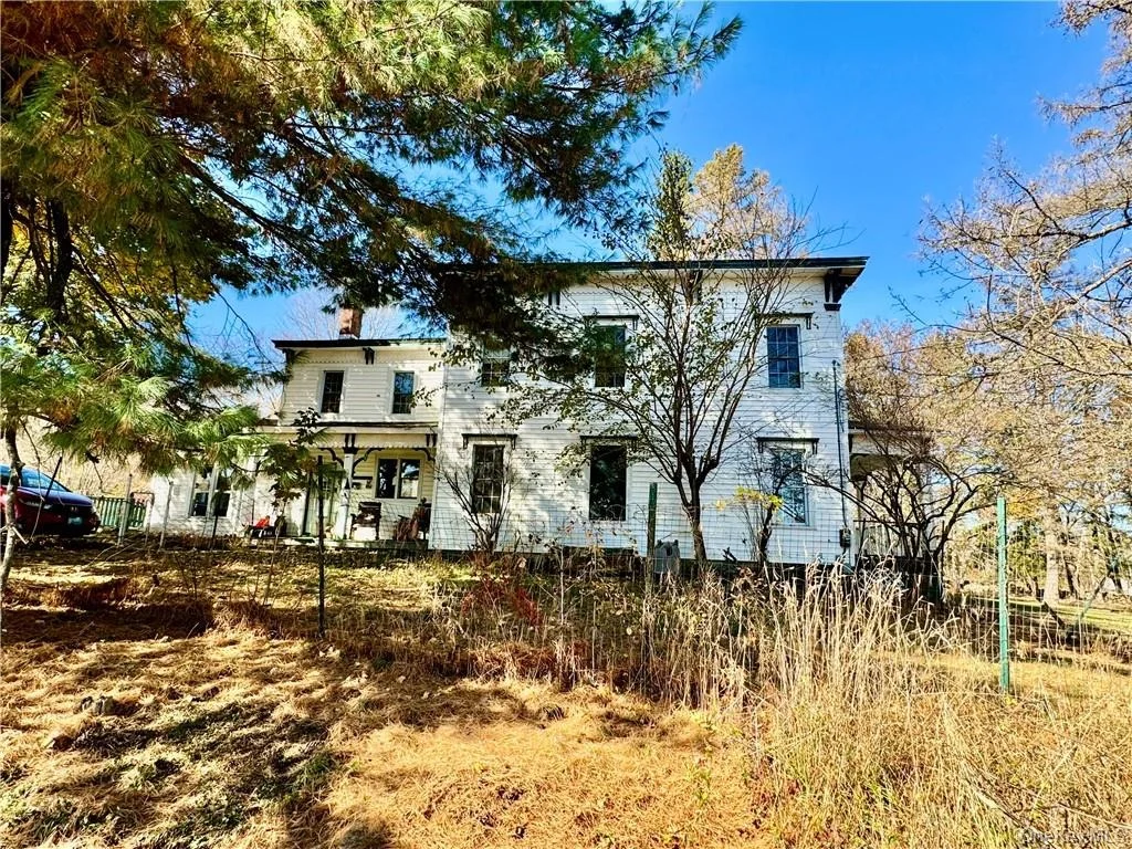 Photo of 255 Howells Road