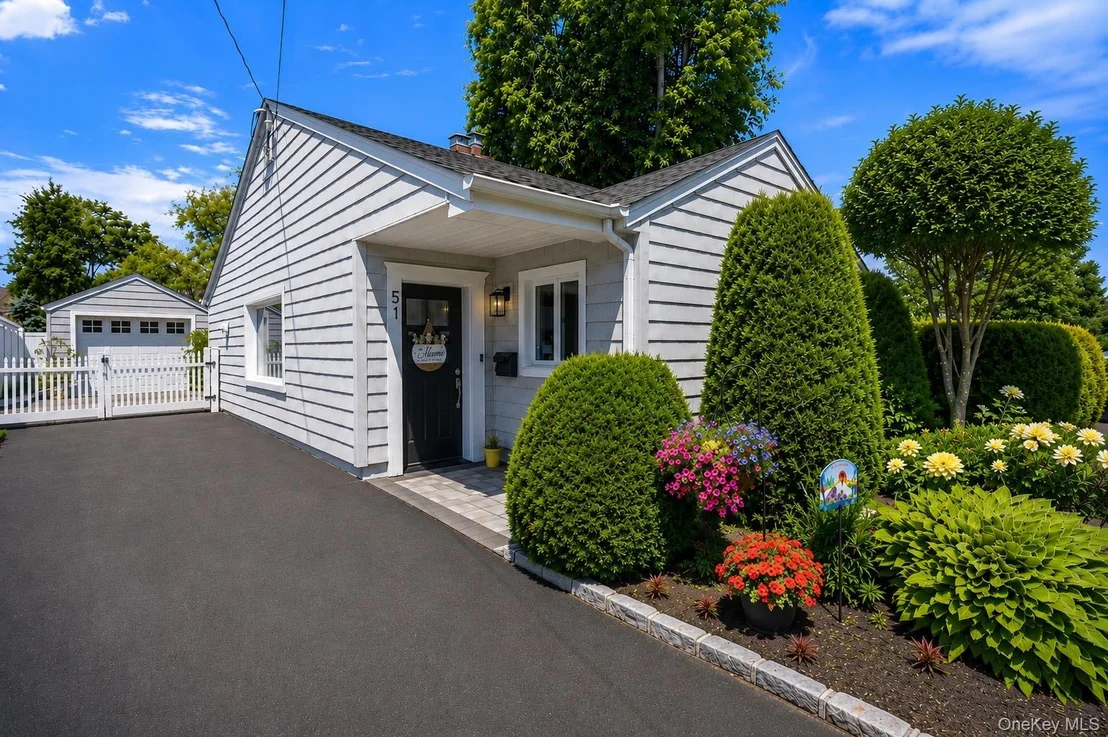 Photo of 51 Fox Boulevard