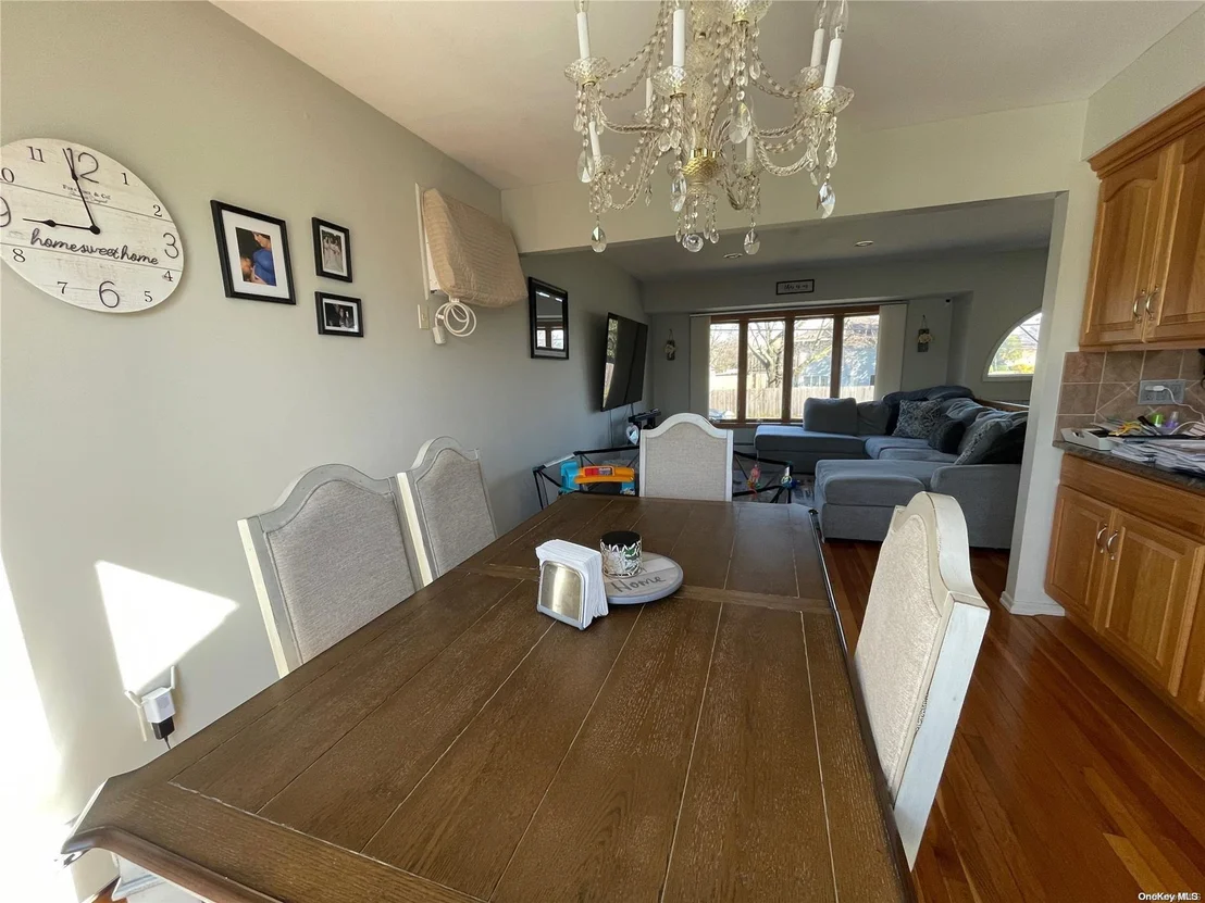 Photo of 141 6th Street