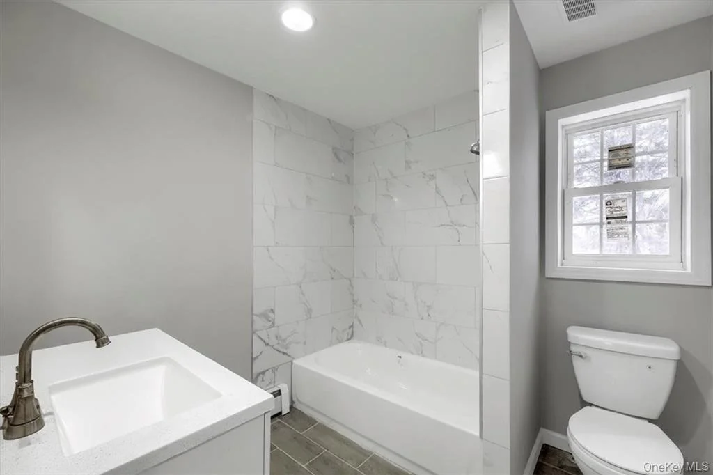 Photo of 307 Tower Avenue