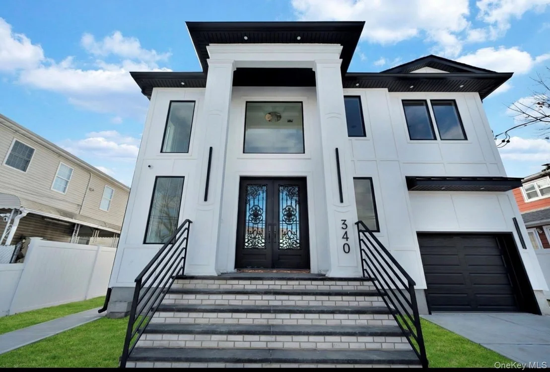 Photo of 340 Doris Avenue